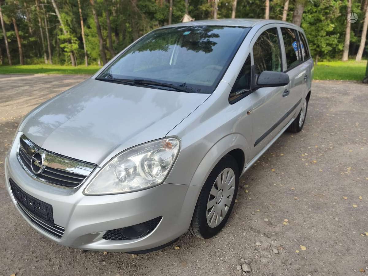 Opel Zafira 2009 — photo 12