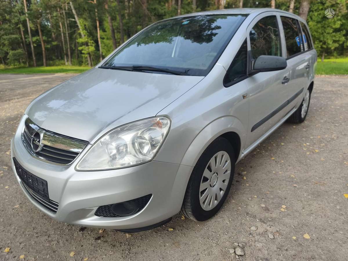 Opel Zafira 2009 — photo 14