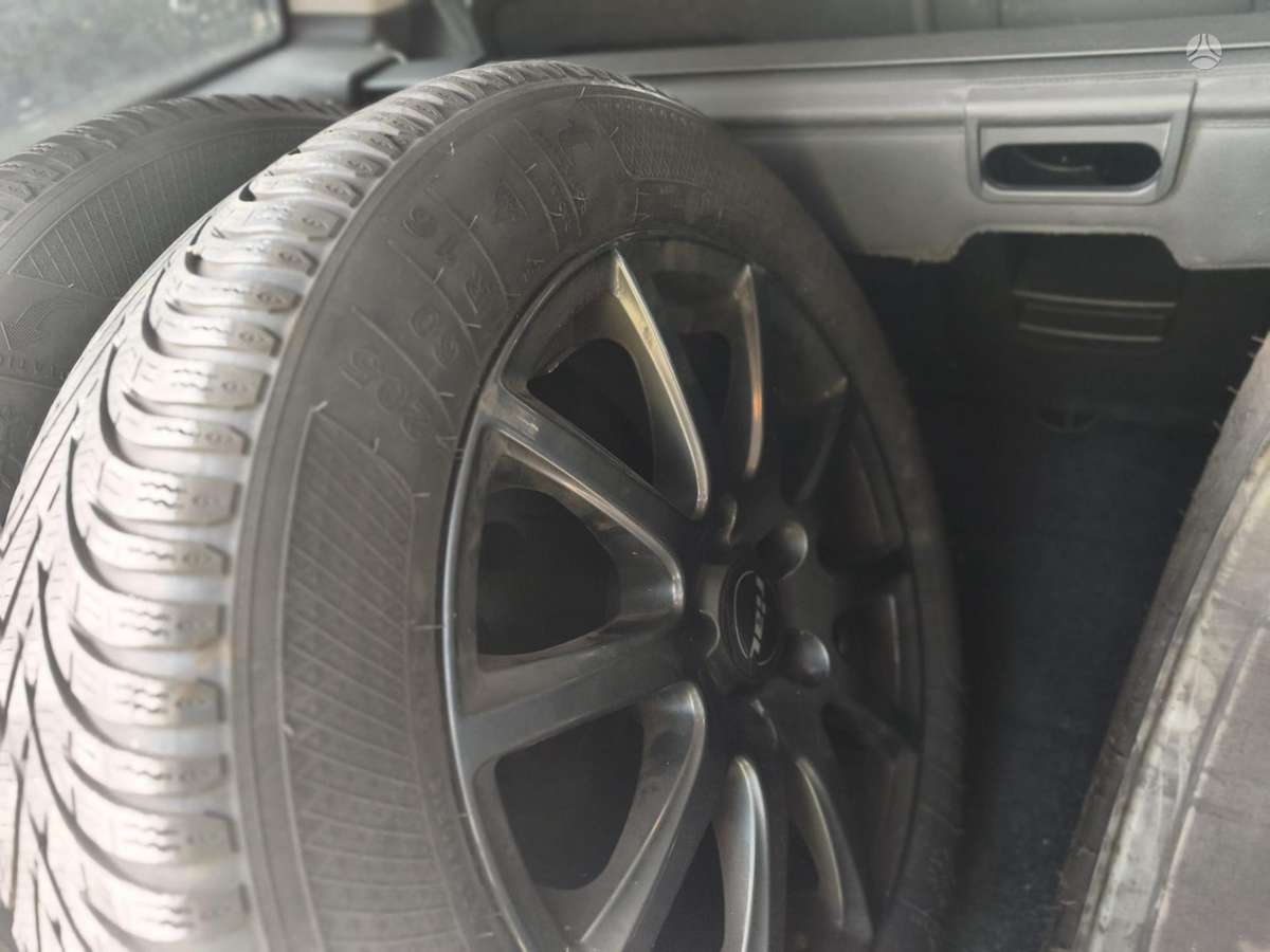 Opel Zafira 2009 — photo 19