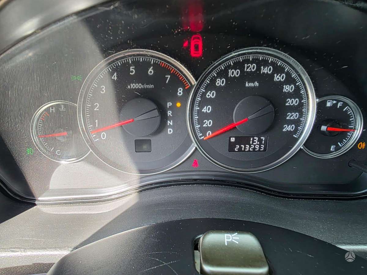 Subaru Outback 2009 — photo 11