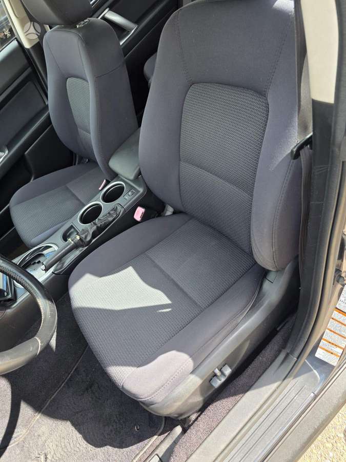 Subaru Outback 2009 — photo 14