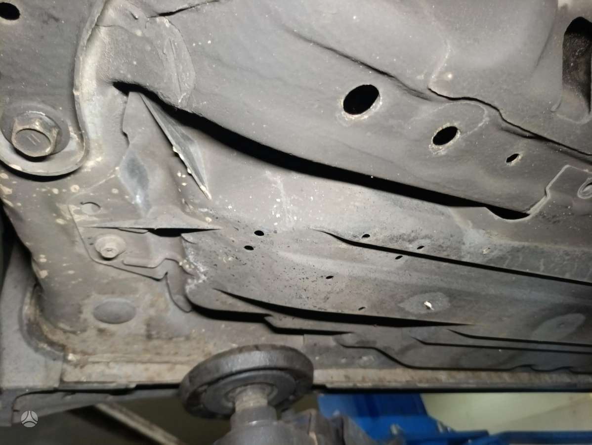 Subaru Outback 2009 — photo 32