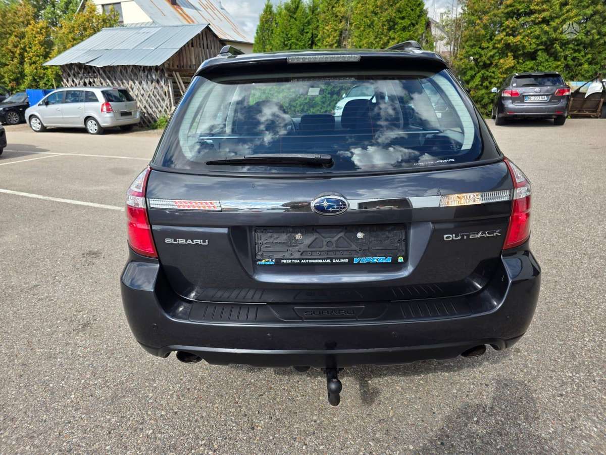 Subaru Outback 2009 — engine 2457 cm³, 173 HP (127kW)