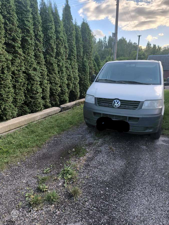 Volkswagen Transporter 2004 — engine 1900 cm³, 90 HP (66kW)
