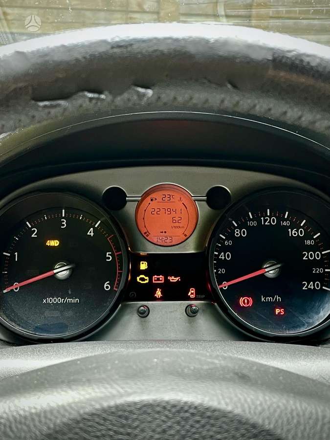 Nissan Qashqai 2008 — photo 14