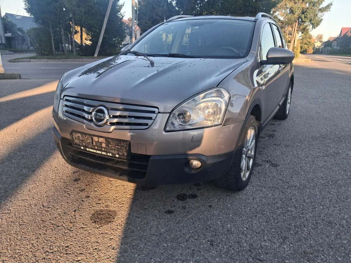 Nissan Qashqai+2 2009 — photo 16