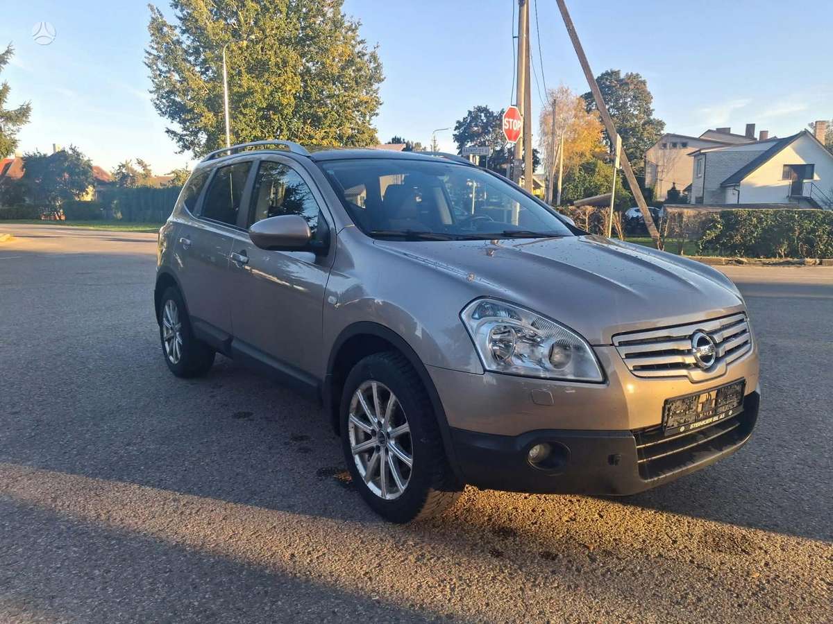 Nissan Qashqai+2 2009 — photo 18