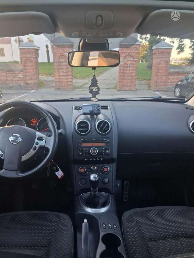 Nissan Qashqai+2 2009 — photo 31