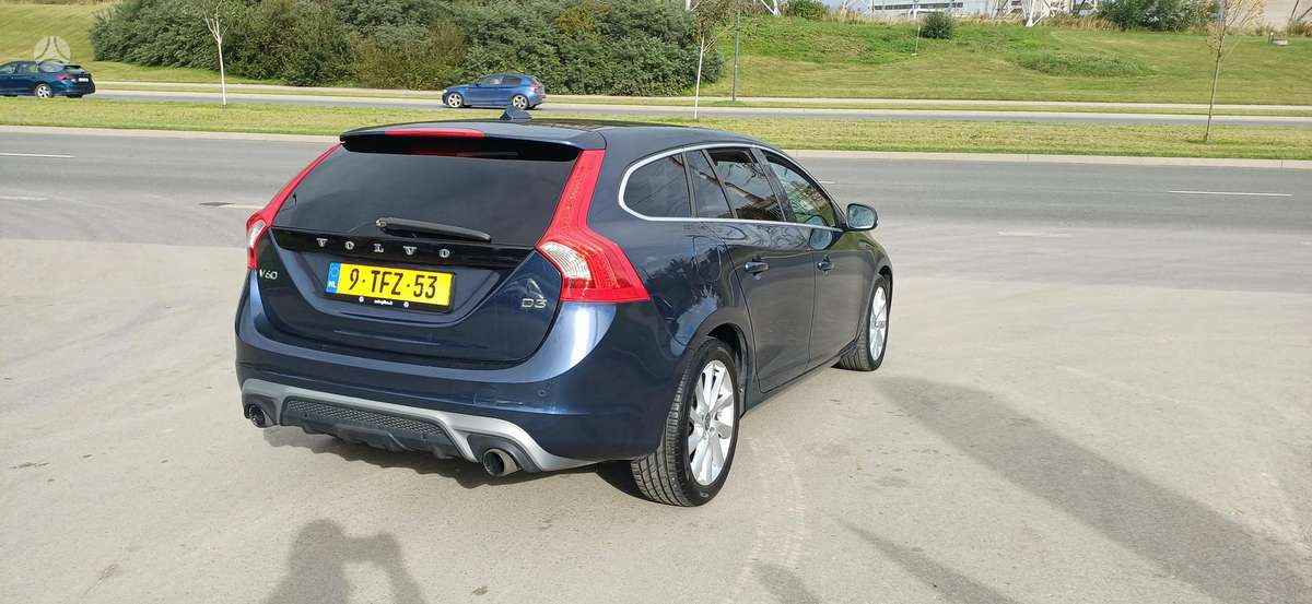 Volvo V60 2014 — photo 6