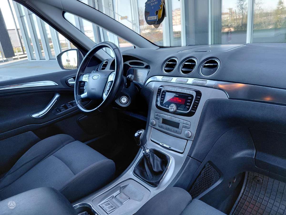 Ford S-MAX 2009 — photo 12