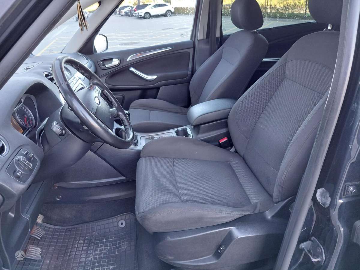 Ford S-MAX 2009 — photo 8