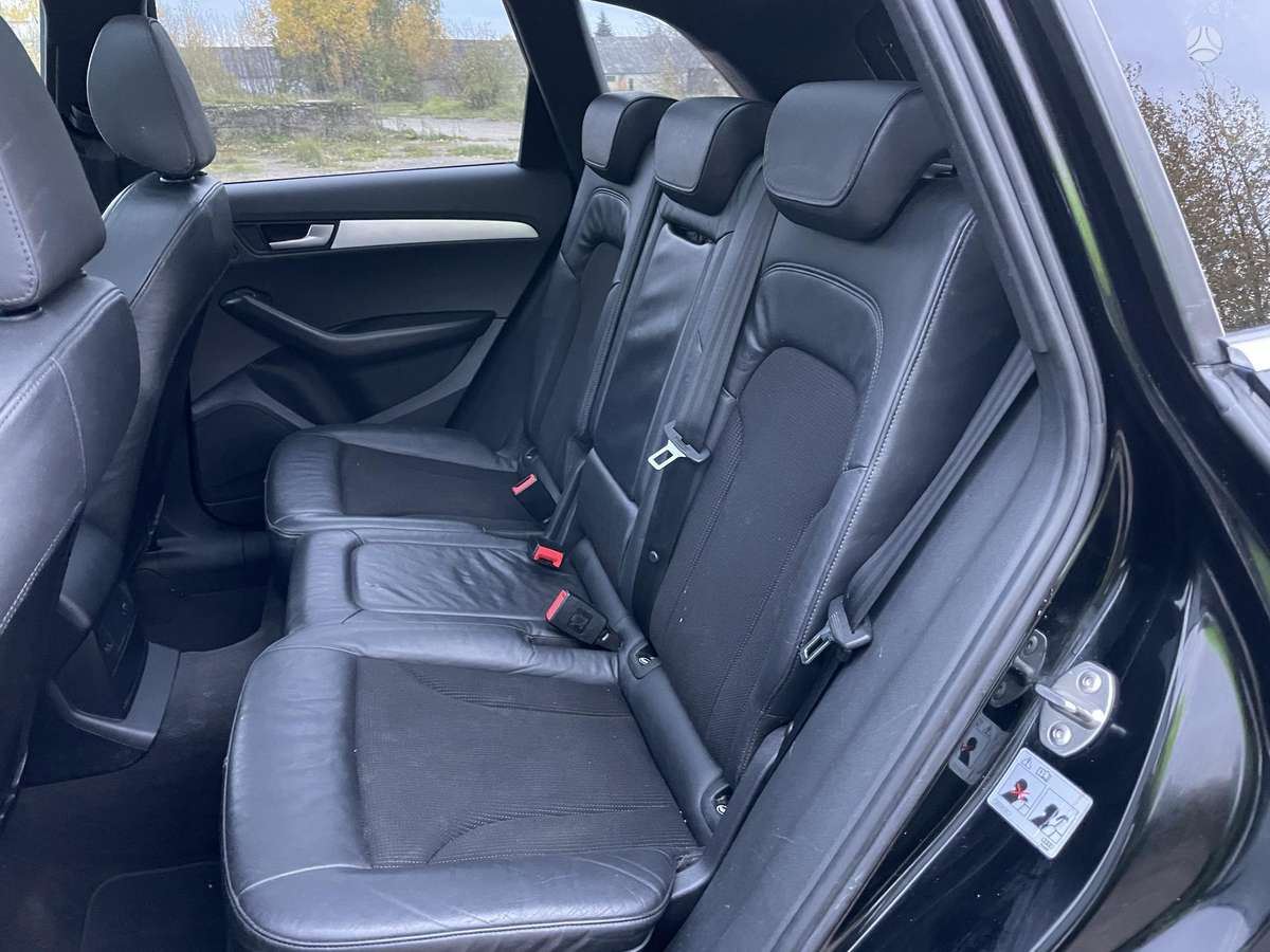 Audi Q5 2009 — photo 16