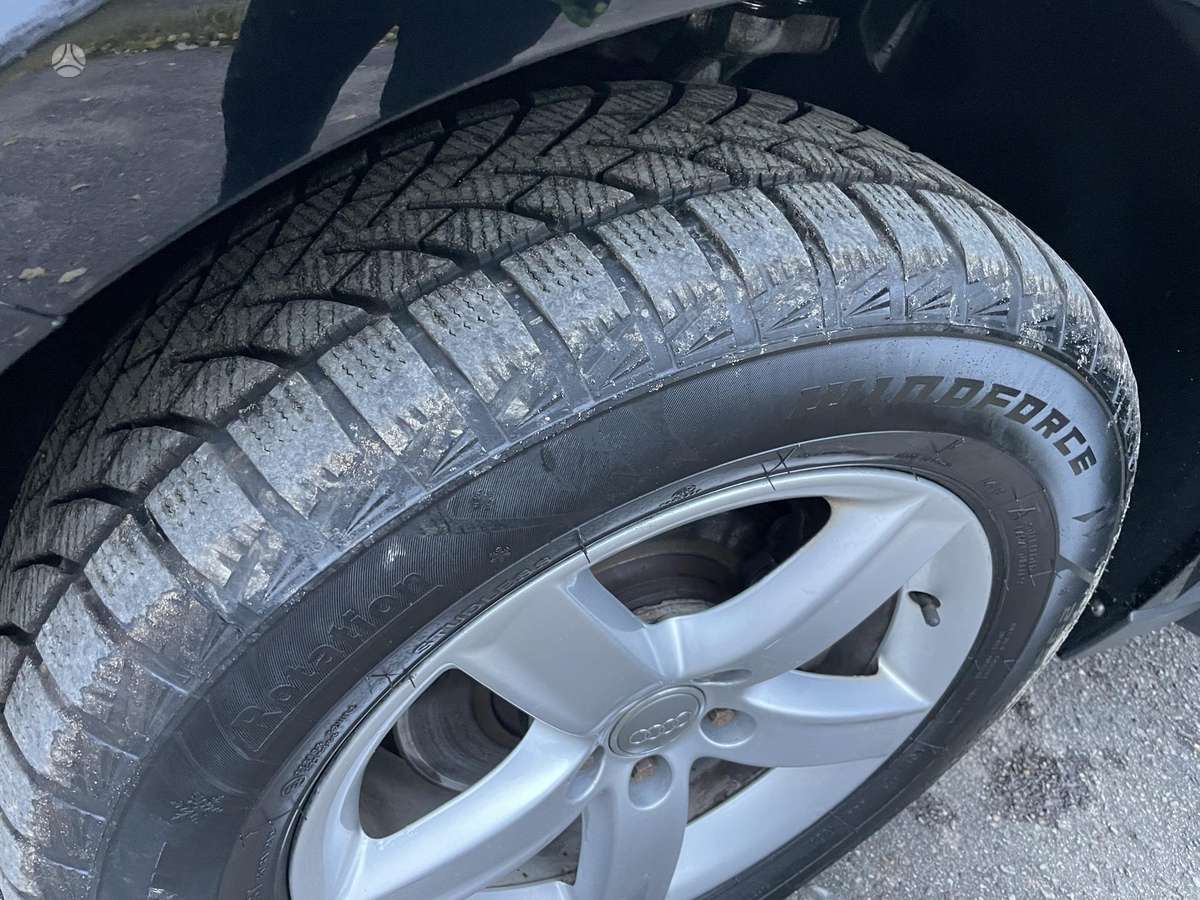 Audi Q5 2009 — photo 25