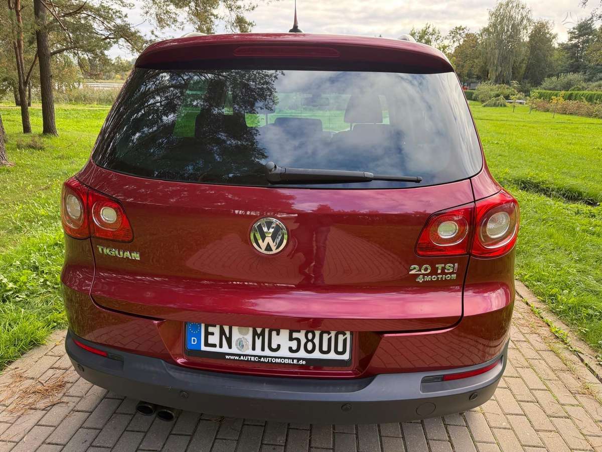 Volkswagen Tiguan 2011 — photo 6