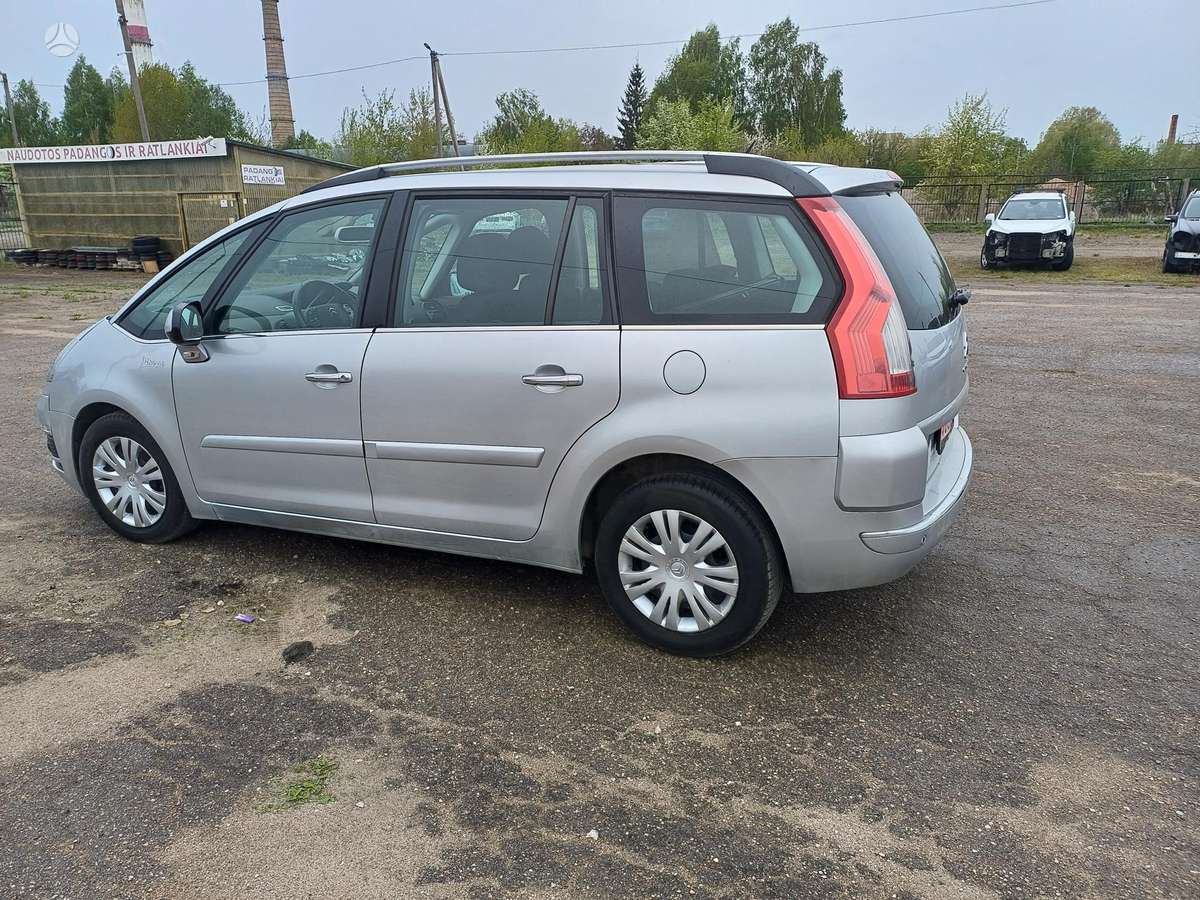 Citroen Grand 2012 — вигляд ззаду