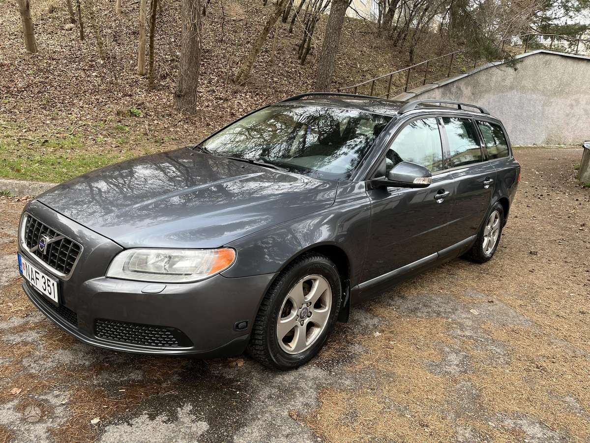 Volvo V70, 2010