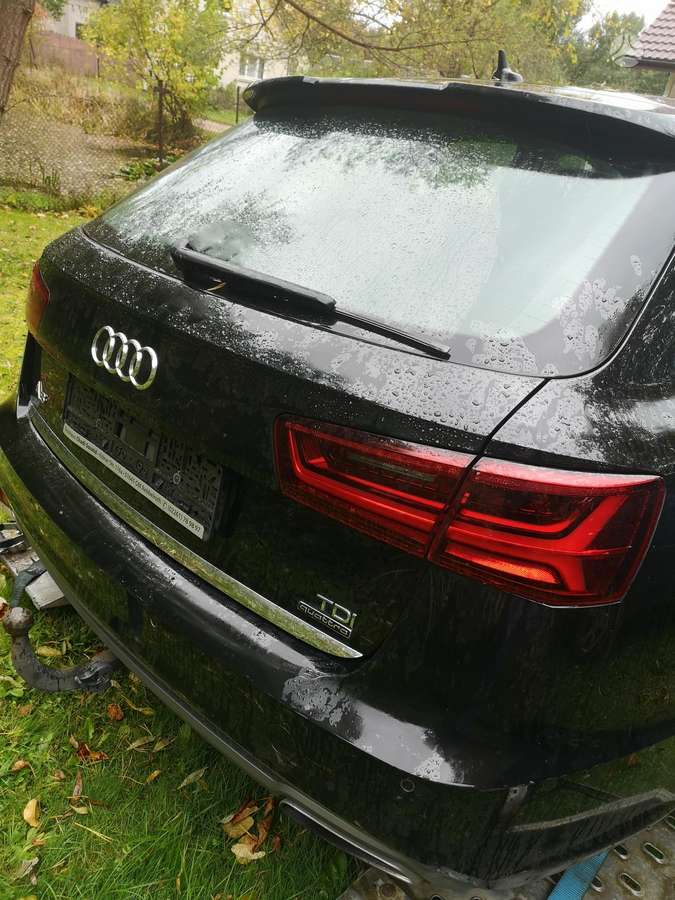 Audi A6 2015 — photo 12