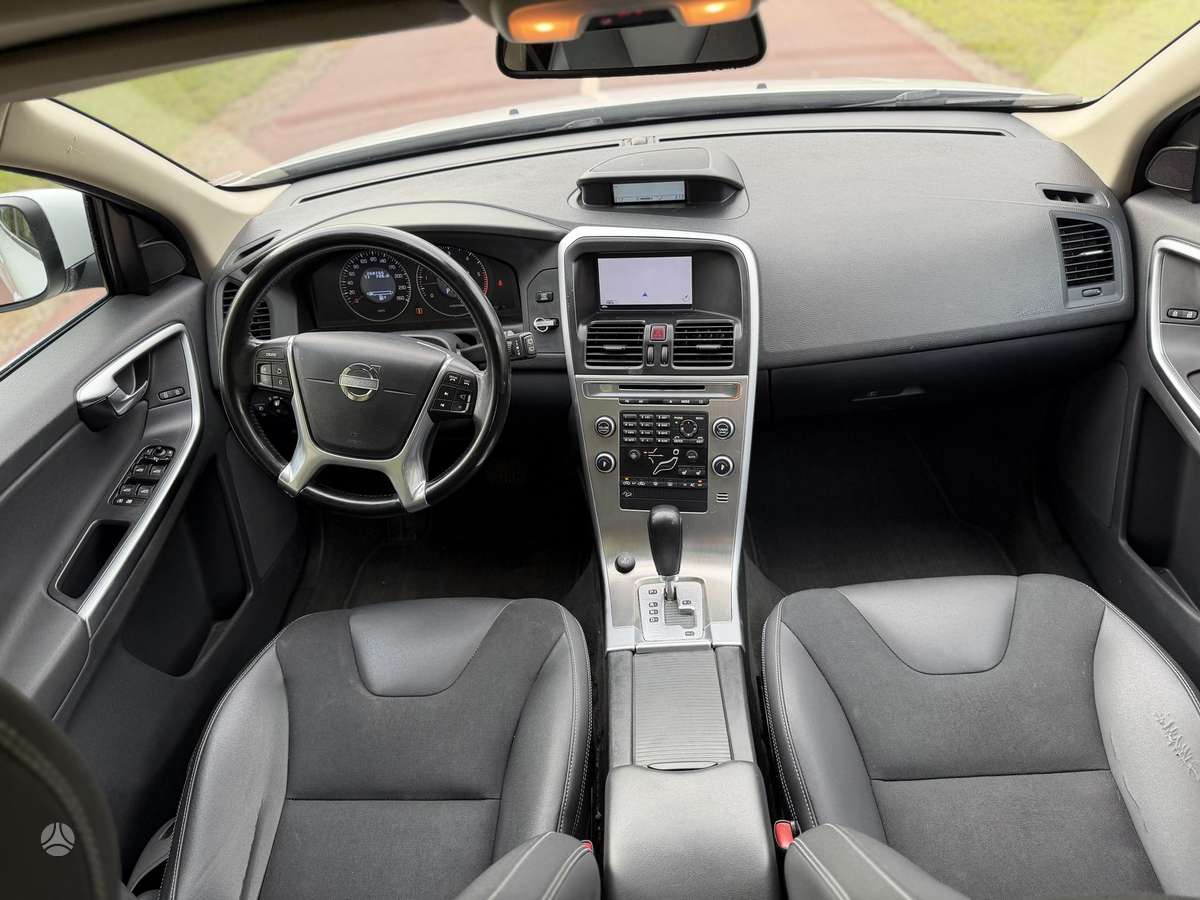 Volvo XC60 2009 — фото 13