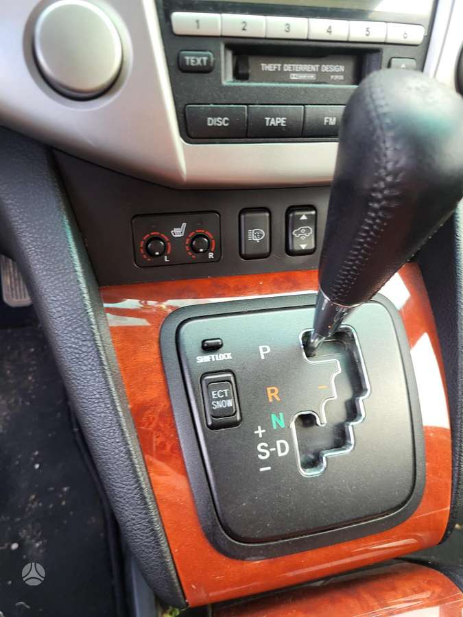 Lexus RX 2004 — photo 14
