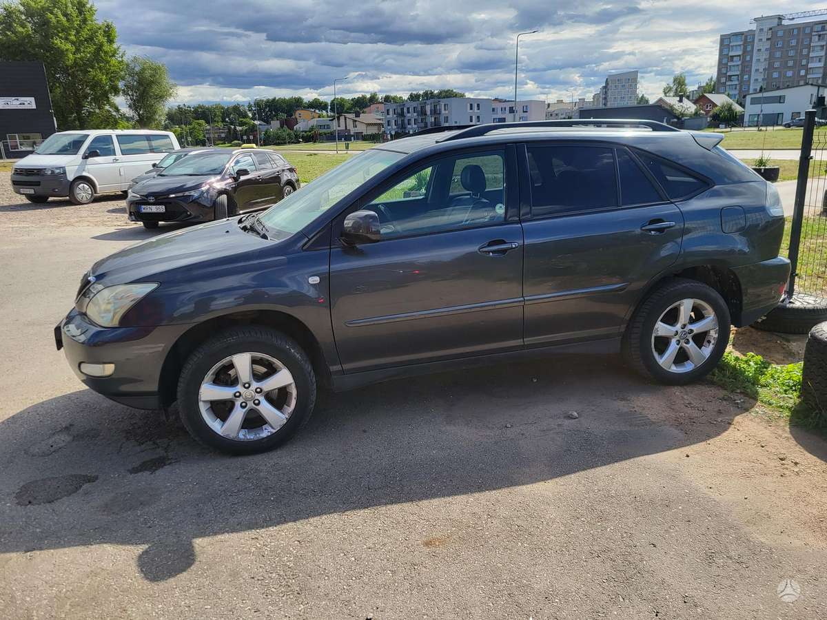 Lexus RX 2004 — engine 3000 cm³, 204 HP (150kW)