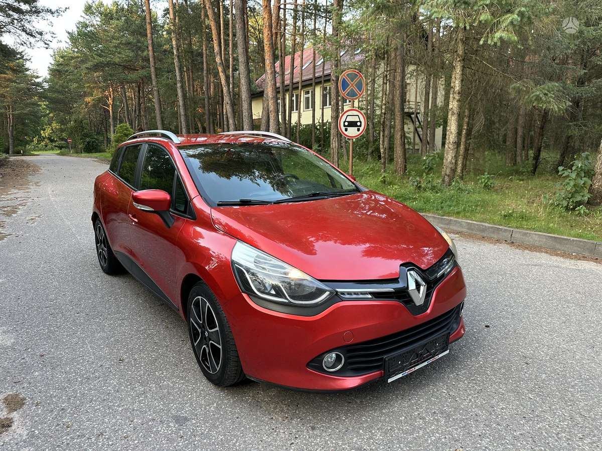 Renault Clio 2015 — interior
