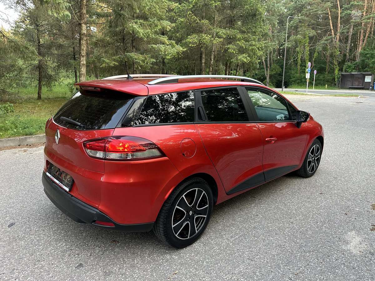 Renault Clio 2015 — engine 899 cm³, 90 HP (66kW)