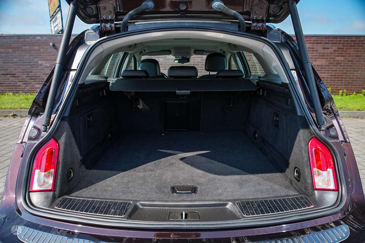 Opel Insignia 2014 — photo 15