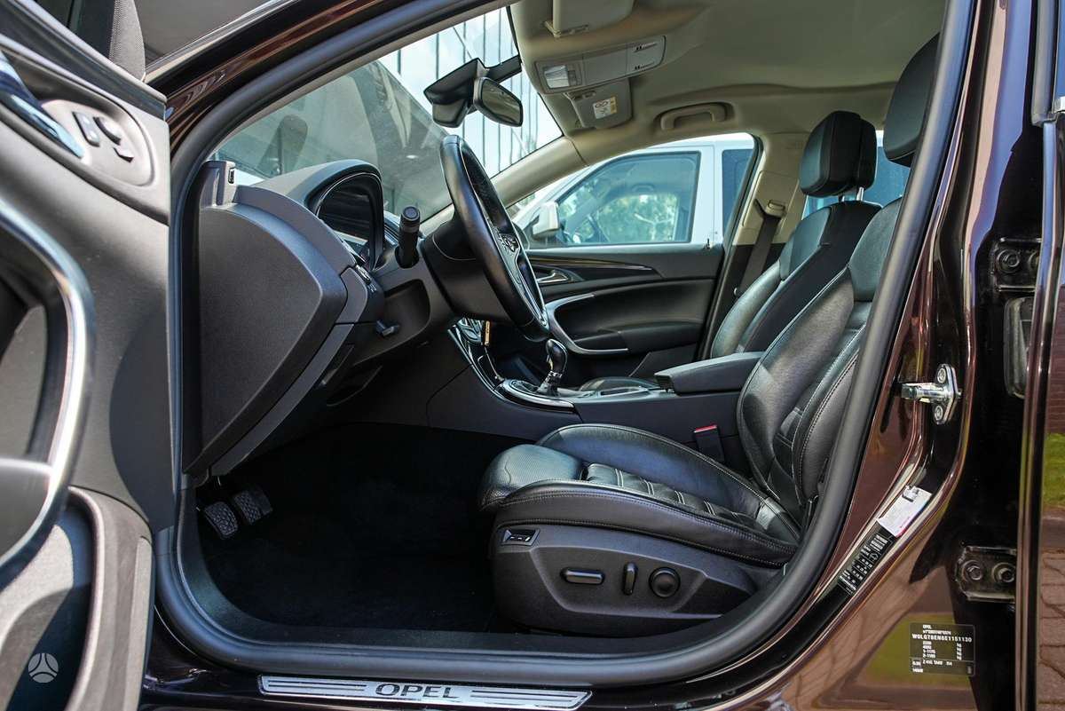 Opel Insignia 2014 — photo 23