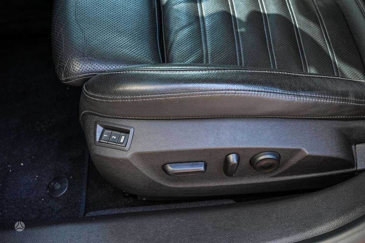 Opel Insignia 2014 — photo 24