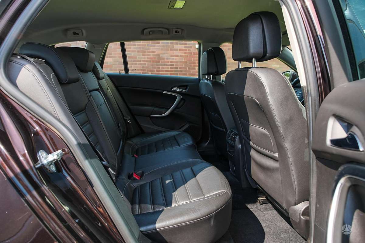 Opel Insignia 2014 — photo 34