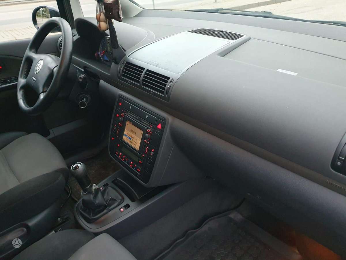 Volkswagen Sharan 2005 — photo 6
