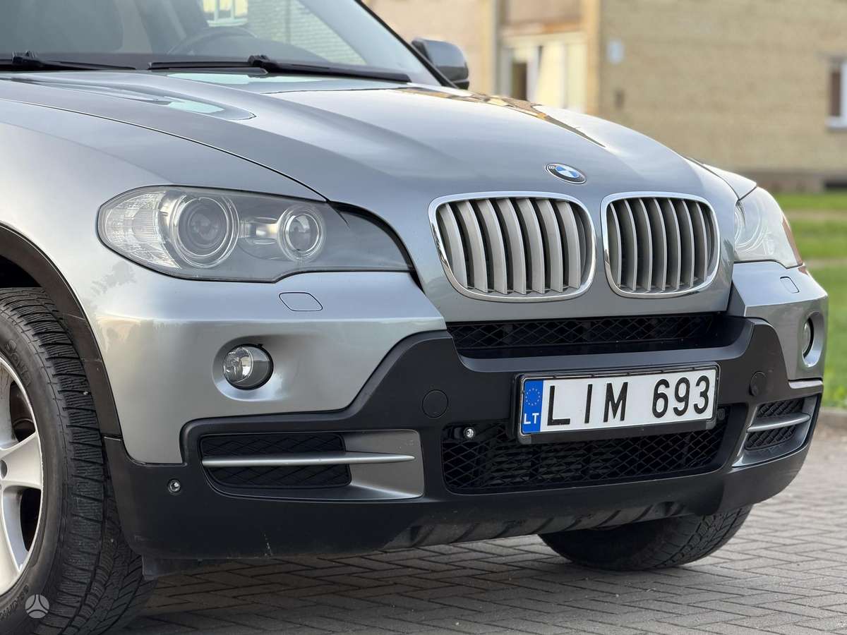 BMW X5 2008 — photo 11
