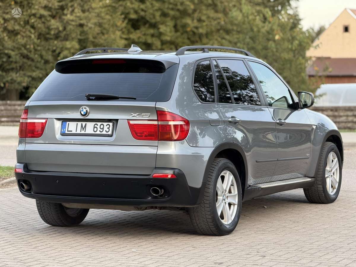 BMW X5 2008 — photo 12