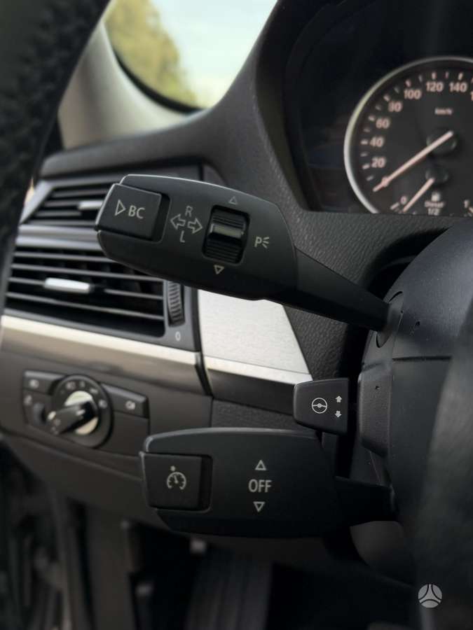 BMW X5 2008 — photo 23