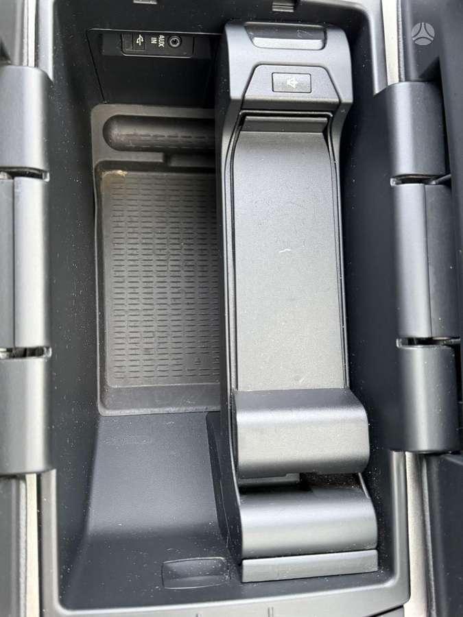 BMW X5 2008 — photo 28