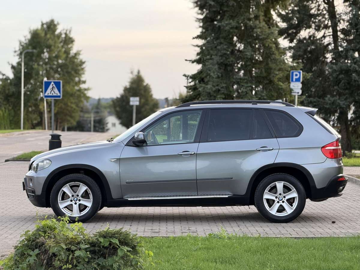 BMW X5 2008 — photo 7