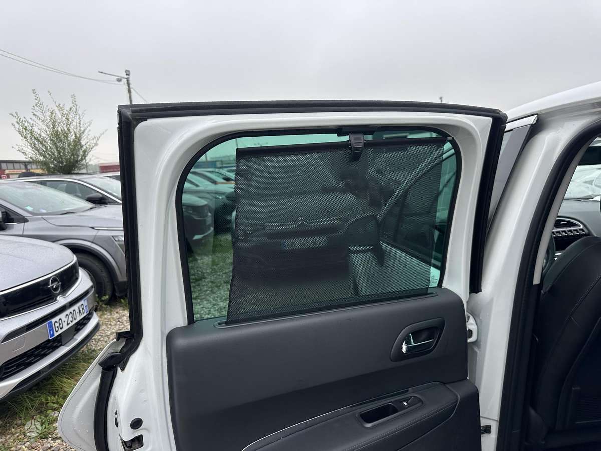 Peugeot 3008 2015 — photo 11