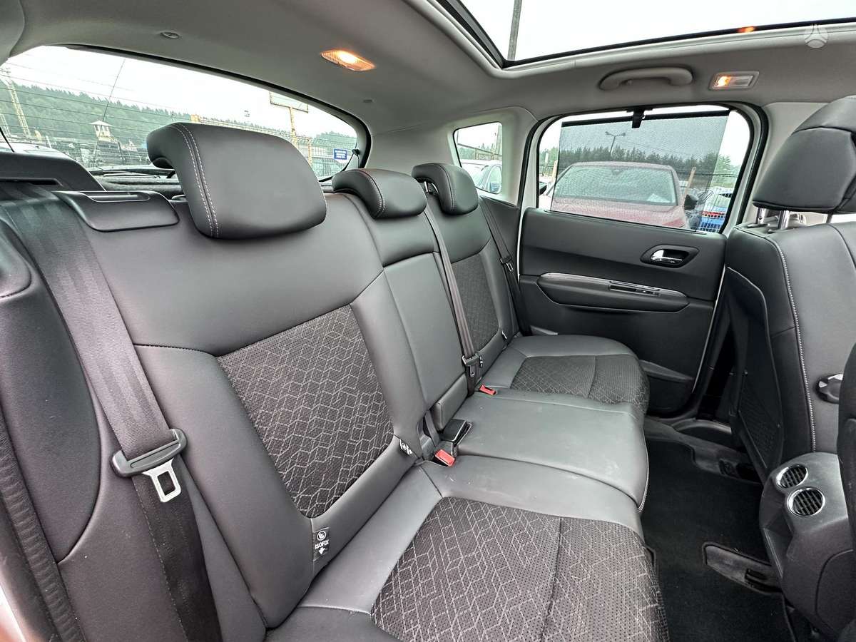 Peugeot 3008 2015 — photo 19