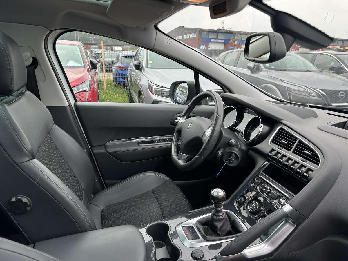 Peugeot 3008 2015 — photo 22