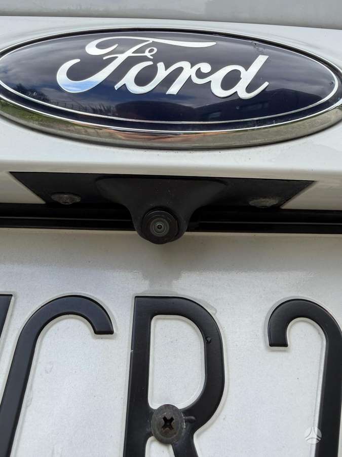 Ford Escape 2015 — фото 7