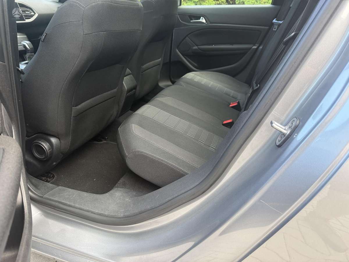 Peugeot 308 2014 — photo 15