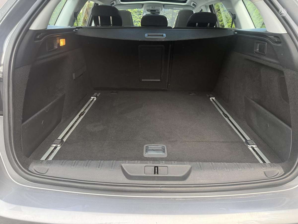 Peugeot 308 2014 — photo 18
