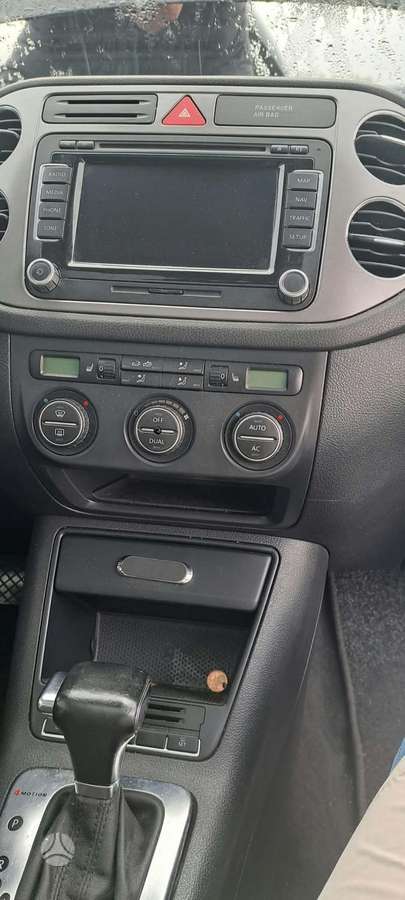 Volkswagen Tiguan 2009 — photo 7