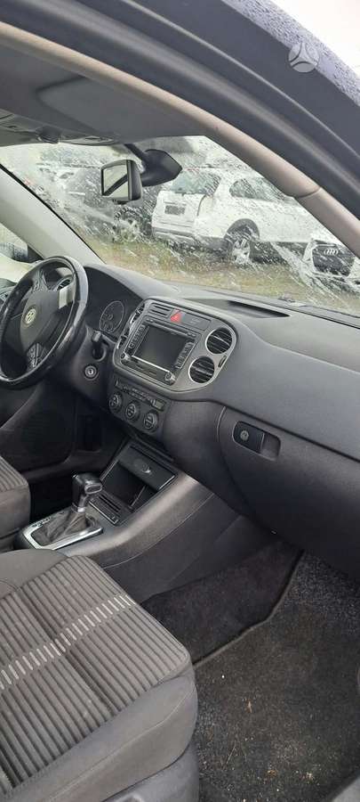 Volkswagen Tiguan 2009 — photo 9