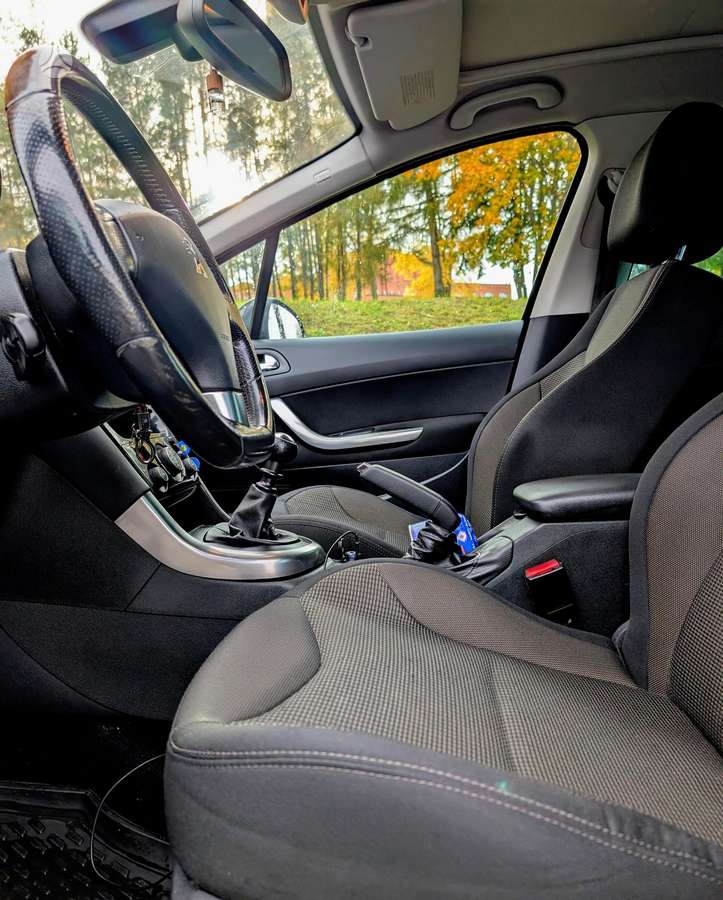 Peugeot 308 2013 — photo 8