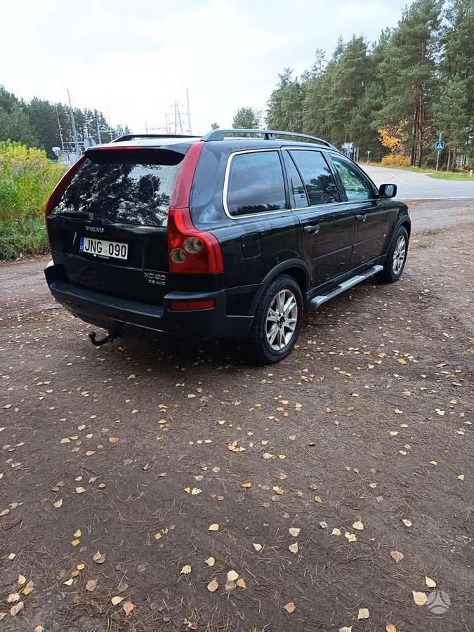 Volvo XC90 2004 — engine 2400 cm³, 163 HP (120kW)