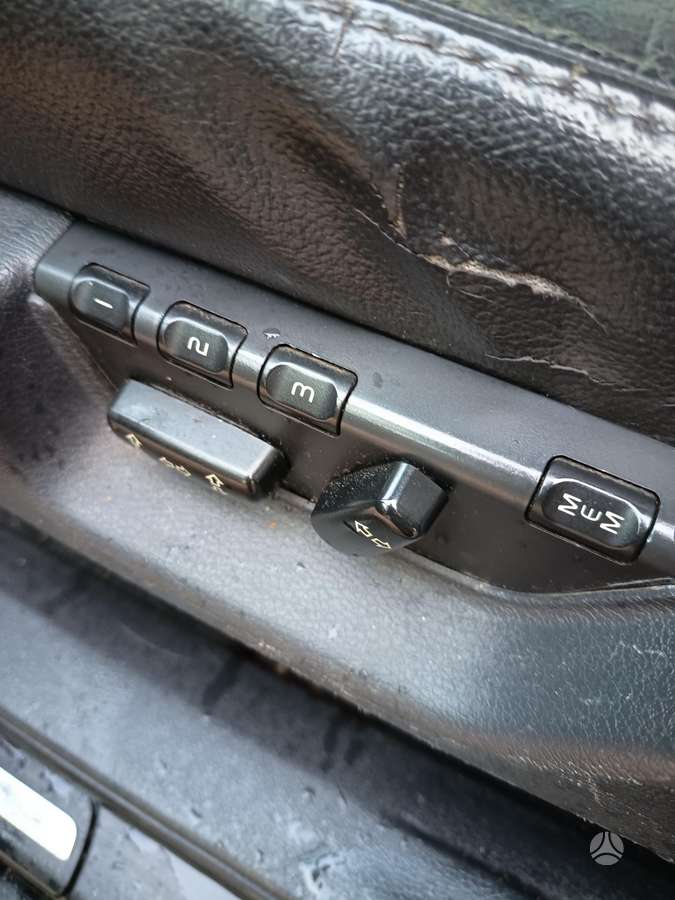 Volvo XC90 2004 — photo 9