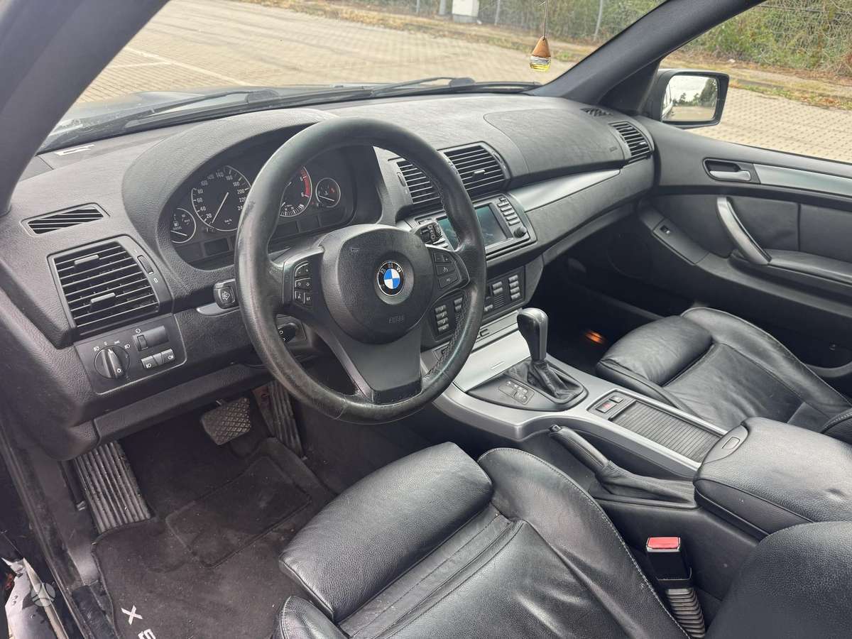 BMW X5 2005 — photo 7