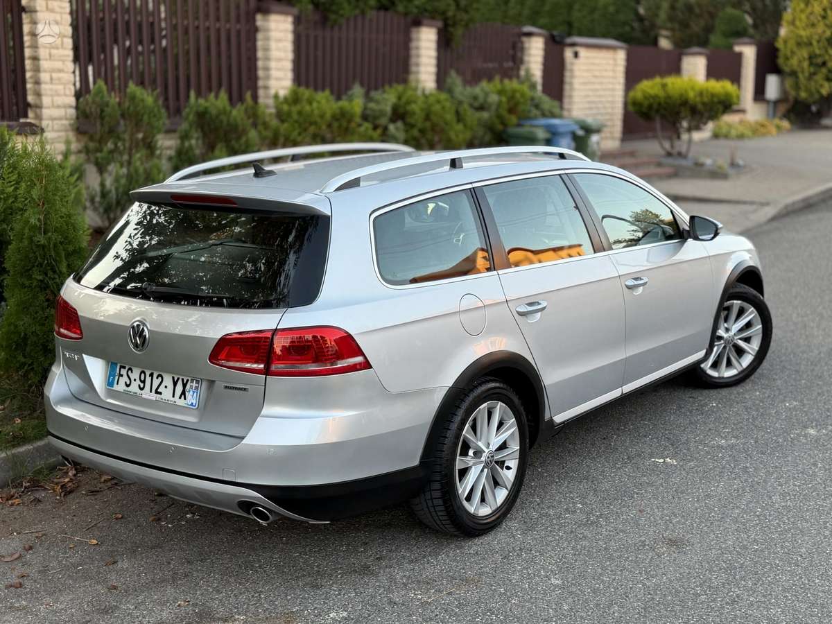 Volkswagen Passat 2015 — фото 11