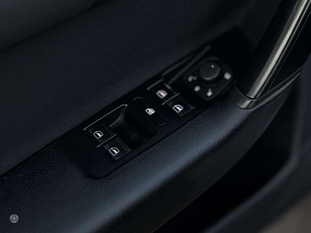 Volkswagen Passat 2015 — фото 36